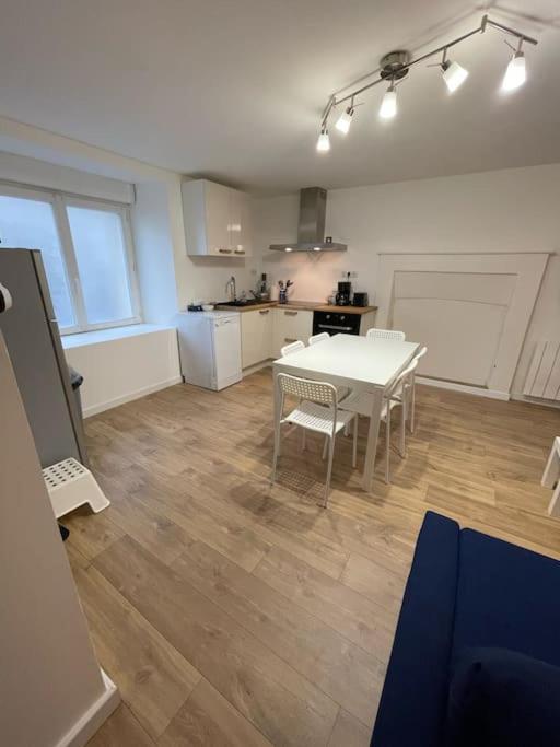 Charmante Maison A Evran Proche Dinan Et St Malo. Bagian luar foto