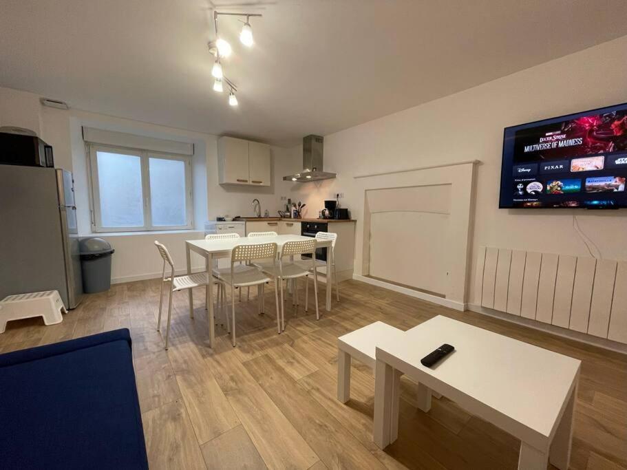 Charmante Maison A Evran Proche Dinan Et St Malo. Bagian luar foto