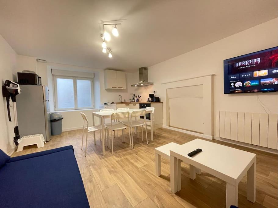 Charmante Maison A Evran Proche Dinan Et St Malo. Bagian luar foto