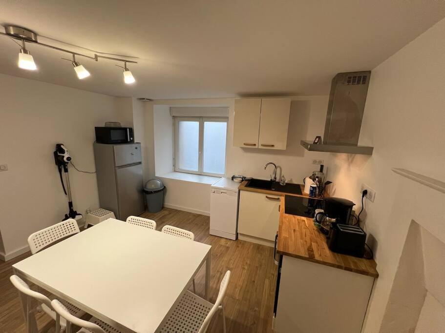 Charmante Maison A Evran Proche Dinan Et St Malo. Bagian luar foto